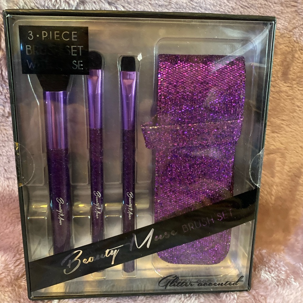 3-pc Makeup Brush Set with Purple Glitter Case NIB